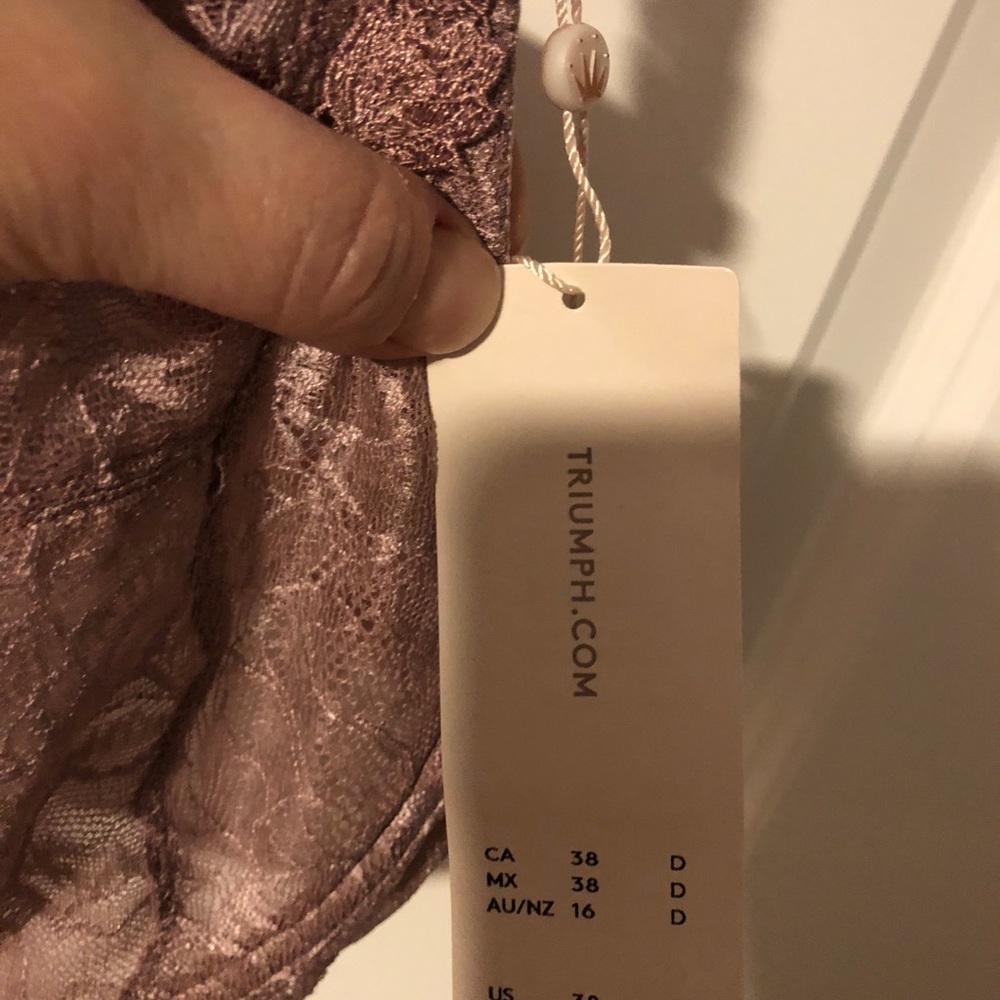 Bra - Picture 2 of 4